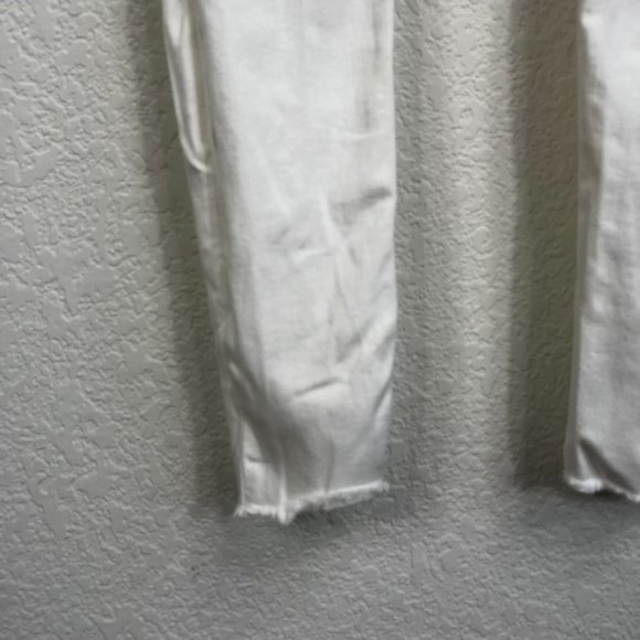 Zara Frayed Distressed White Skinny Jeans - Picture 5 of 8
